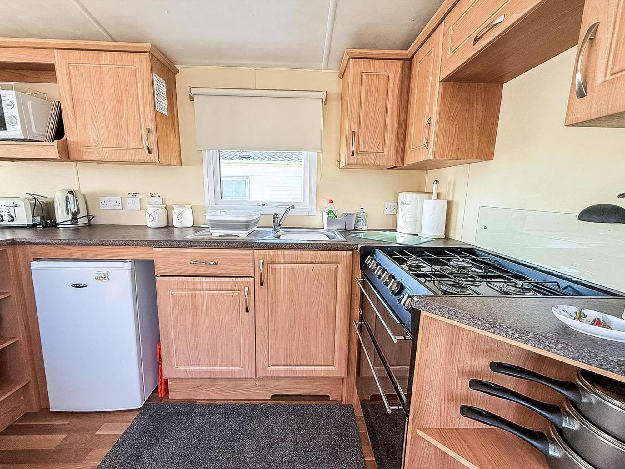 Caravan With Decking At Manor Park In Hunstanton, Sleeps 6 Ref 23045B المظهر الخارجي الصورة